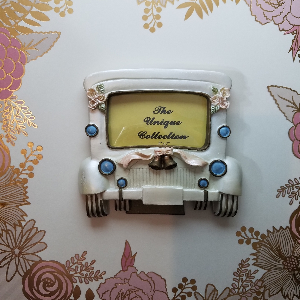 12 Wedding Favor and Decor